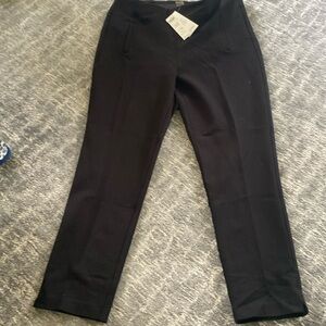 Chico's women black so slimming Juliet ankle pant size 10 (Chico size 1.5R )